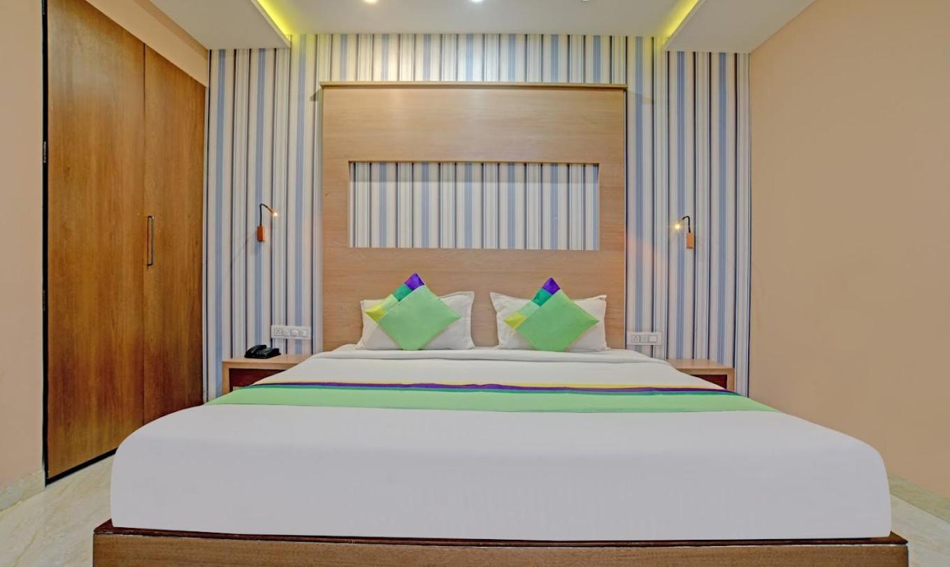 Hotel Shiv Chhaya Индор Екстериор снимка