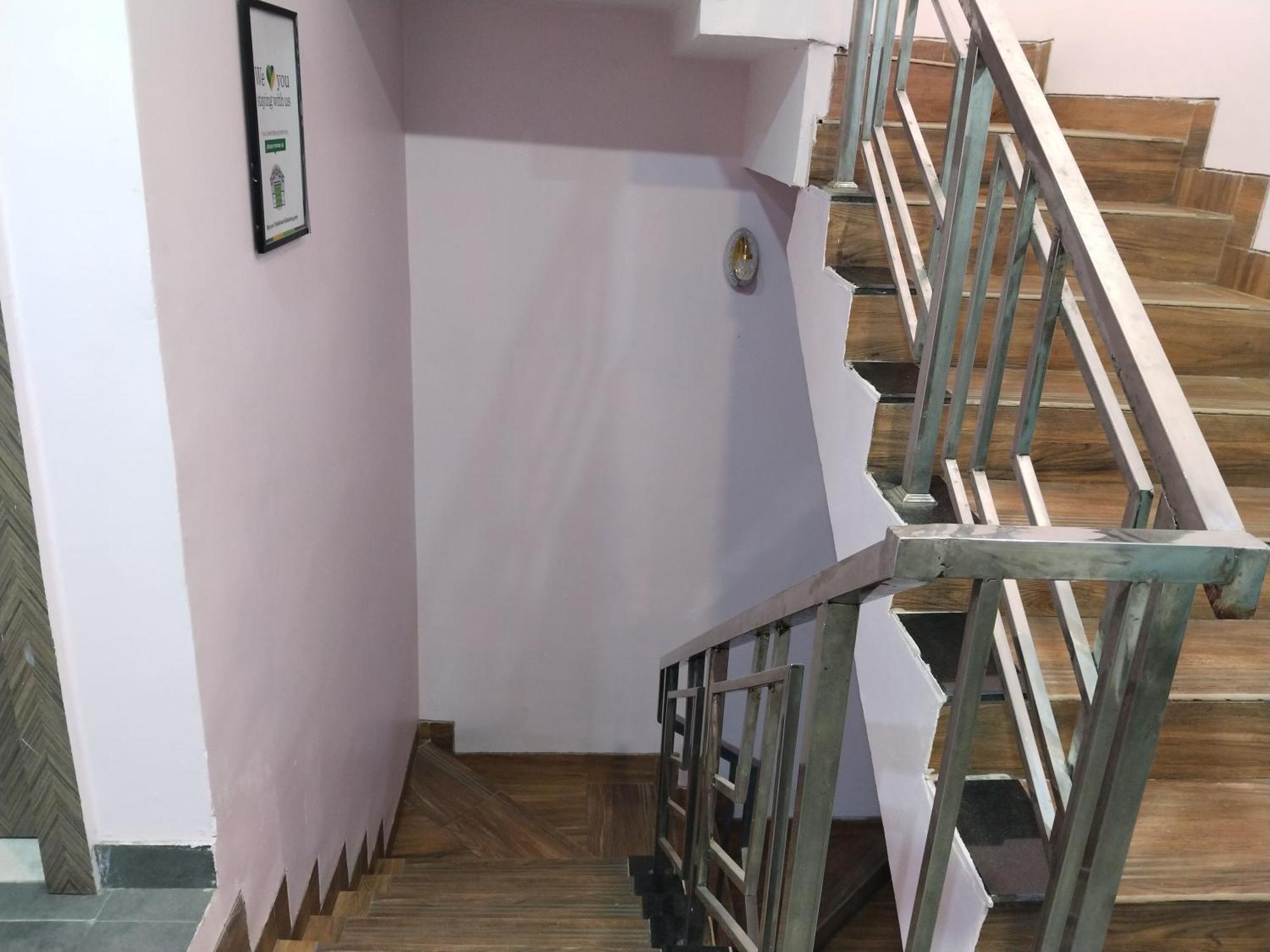 Hotel Shiv Chhaya Индор Екстериор снимка