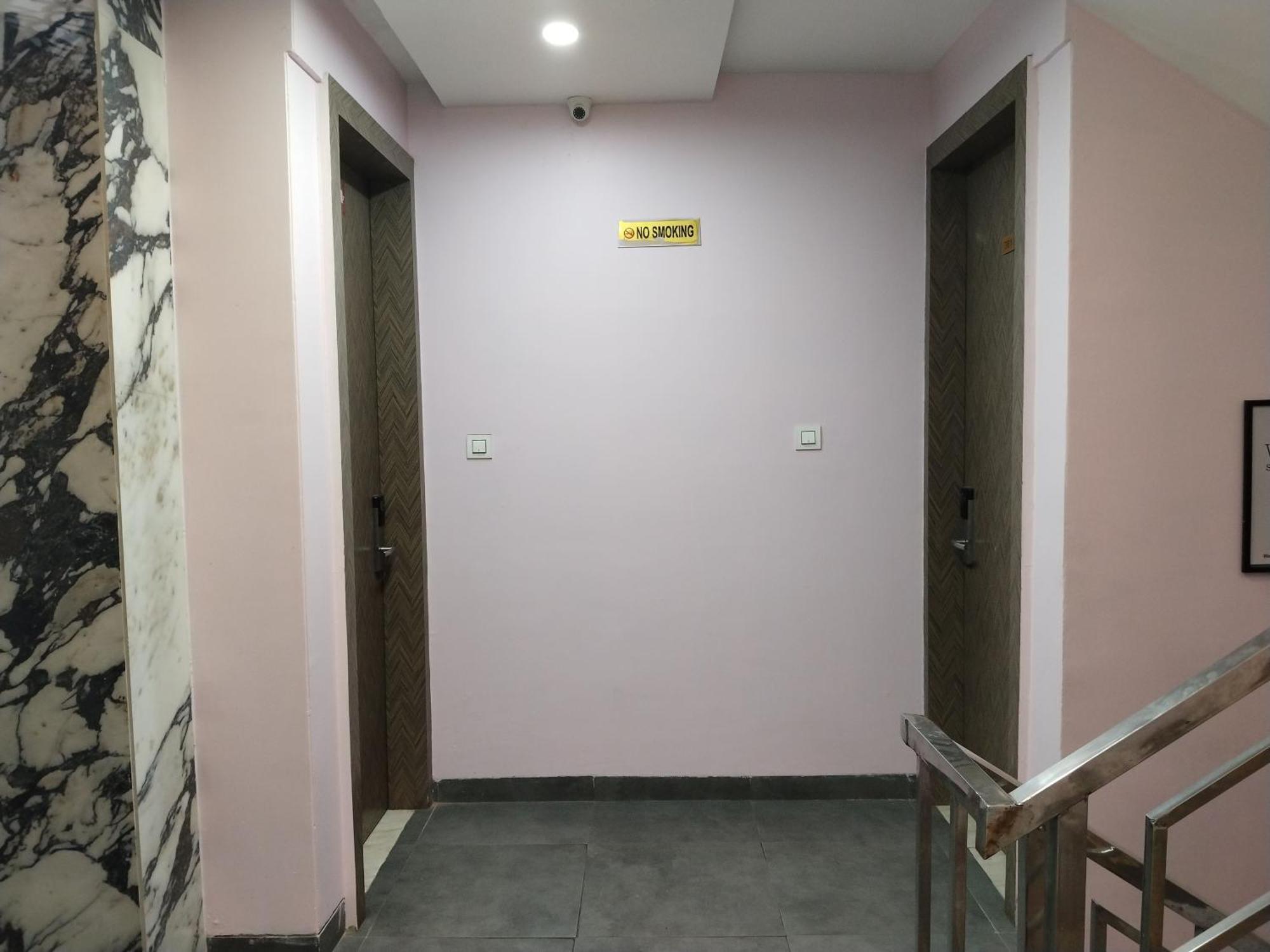 Hotel Shiv Chhaya Индор Екстериор снимка